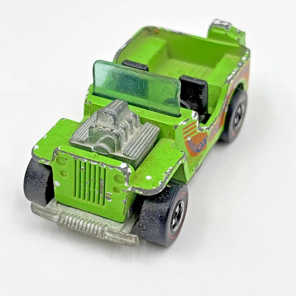 Hot Wheels Redline 1970 Grass Hopper Green w Dark Interior